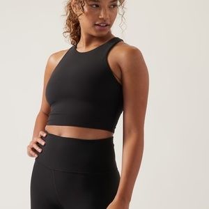 NWT Athleta D-DD Conscious Crop. Size L